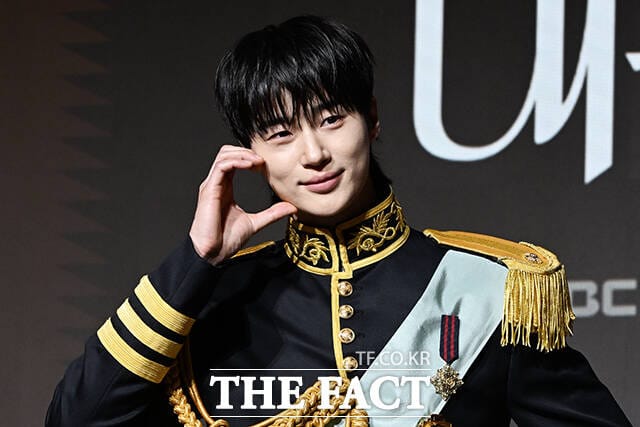 변우석 논란 이후 첫 예능 행보…‘유재석 캠프’가 시험대가 된 이유