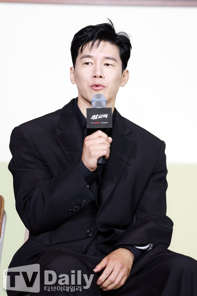 넷플릭스 참교육 김무열