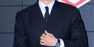 덱스 유튜브 잠정 중단 선언, 예능 대세가 배우 김진영으로 올인하는 진짜 이유